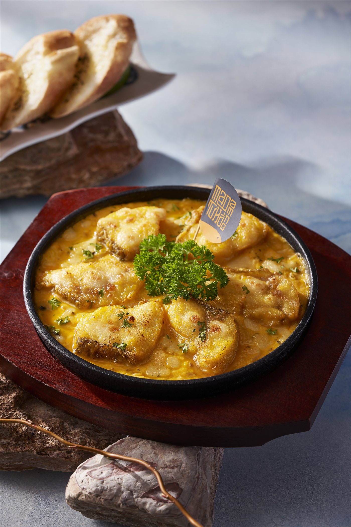 Cá lăng tươi — Madam Tư Hồng