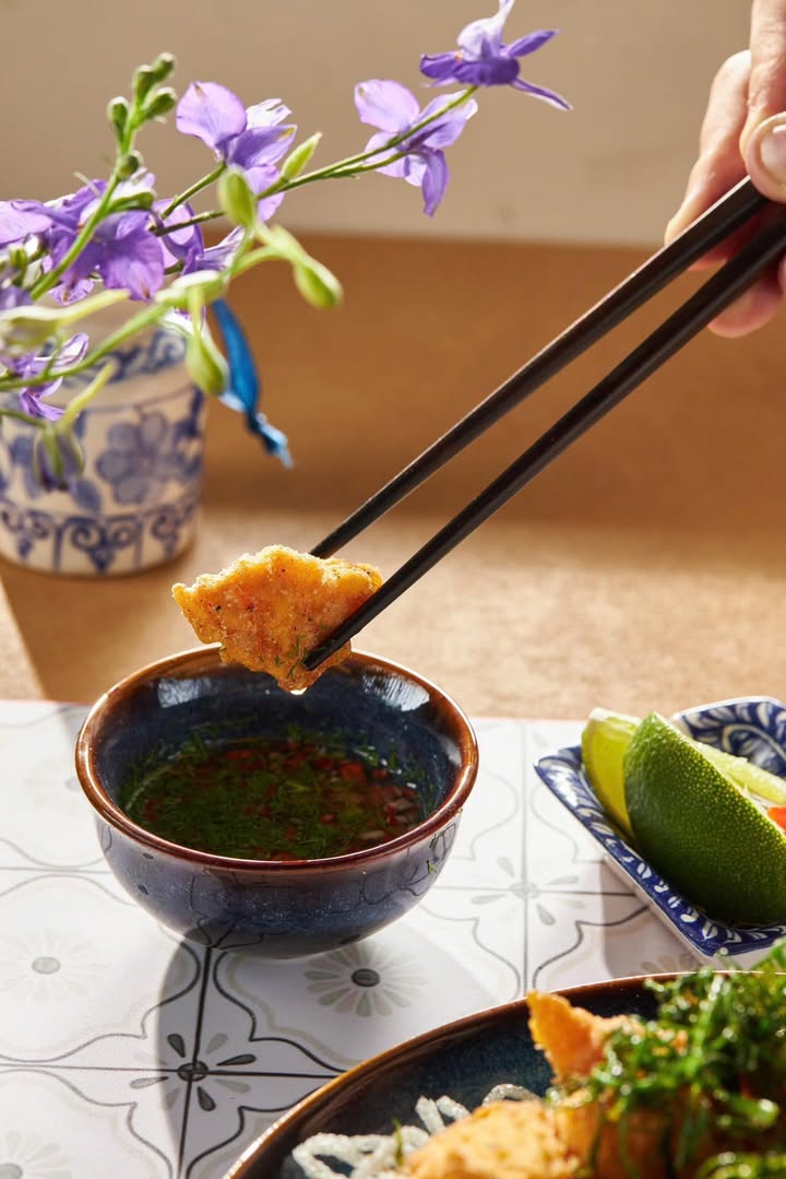 Tại sao nước chảy chỗ trũng? Tại sao ăn uống mọi người hay kháo nhau phải lên phố?