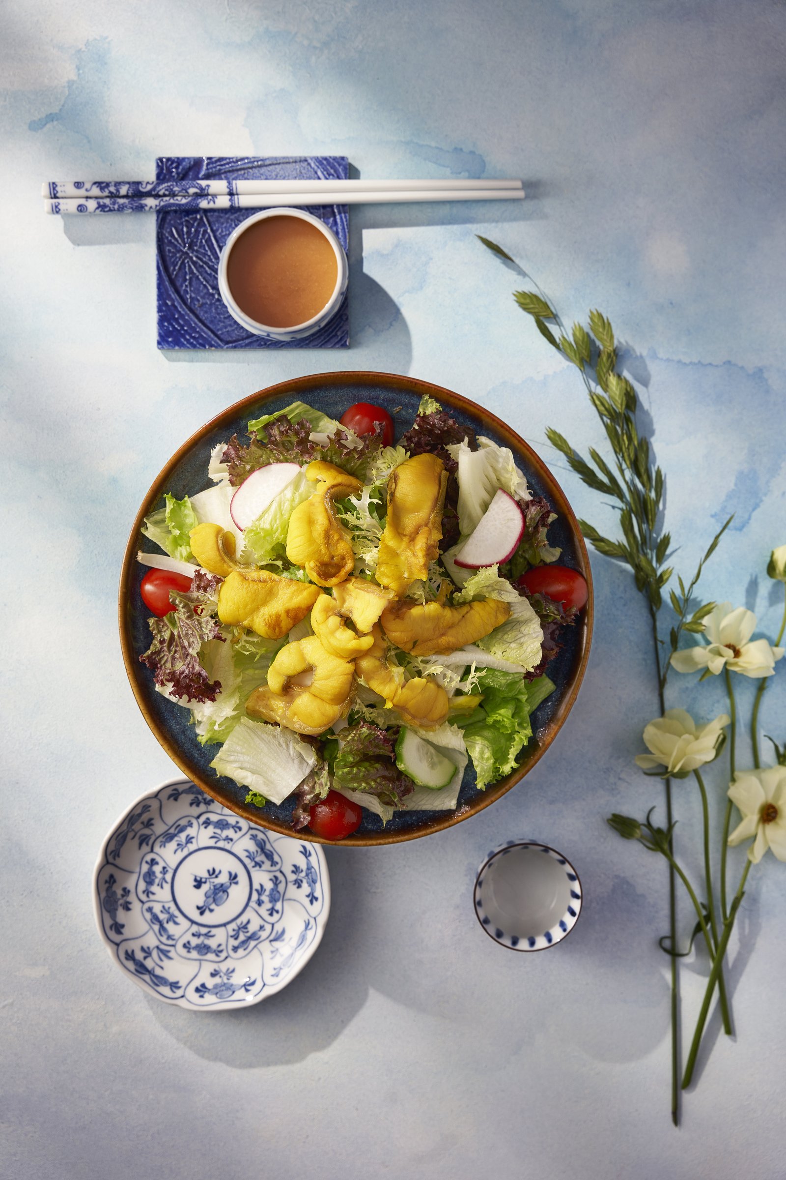 Salad thanh mát & cháo cá lăng — nhẹ bụng ngày hè